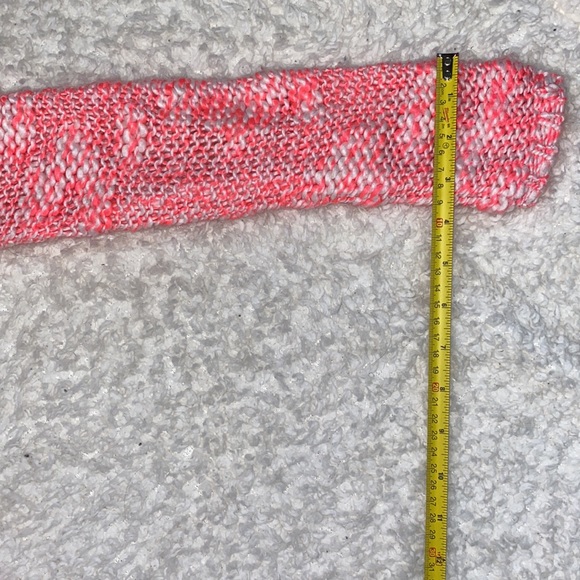 Aeropostale!!! Chunky knitted neon pink and white sweater!! Small - Picture 9 of 9